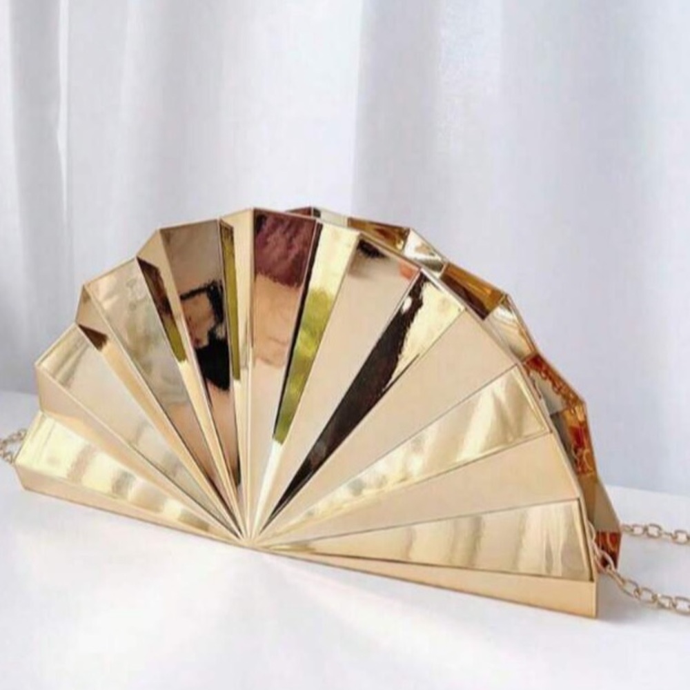 Gold Fan-Shaped Evening Clutch - Elegant Metallic Women Bag